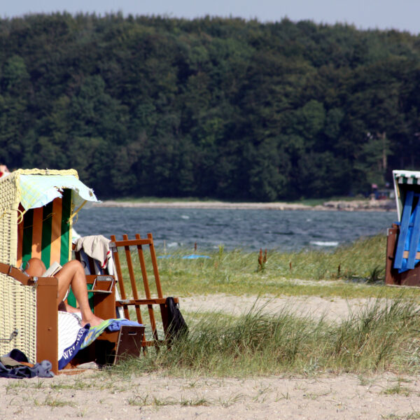 Strand in Eckernnförde Der Strand von Eckernförde musss für alle Menschen zugänglich sein